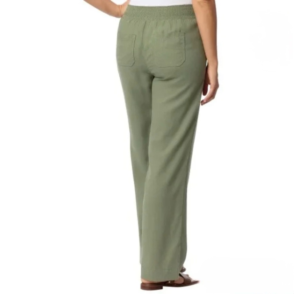 Briggs New York Olive Green Wide-Leg Smocked-Waist Pants - Picture 2 of 2